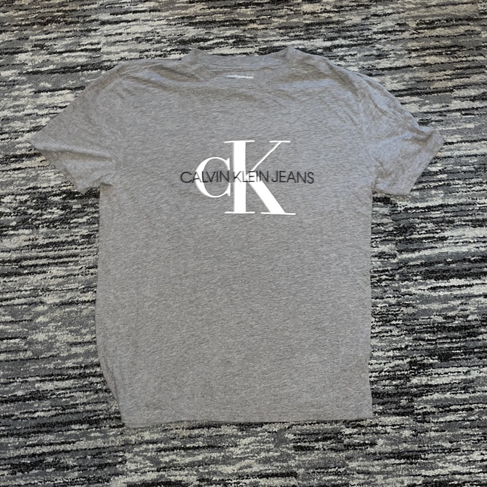 Calvin Klein men’s graphic tee